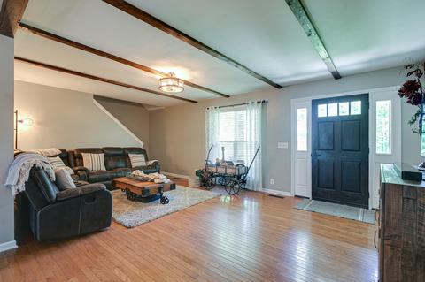 643 Vaughans Gap Rd, Spring Hill, TN 37174 photo 4