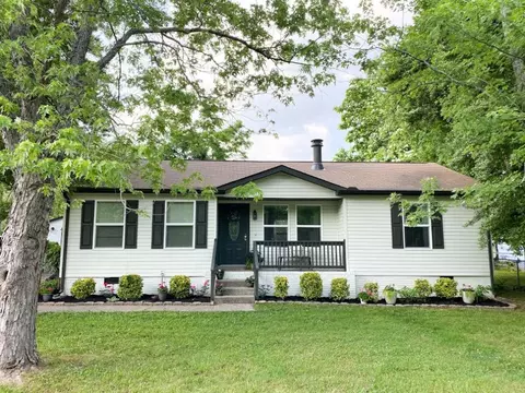 2342 Paddock Dr, Murfreesboro, TN 37128 photo 1