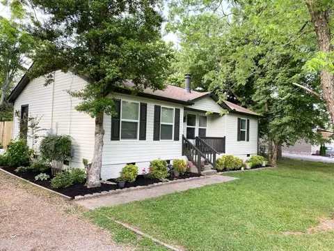 2342 Paddock Dr, Murfreesboro, TN 37128 photo 2