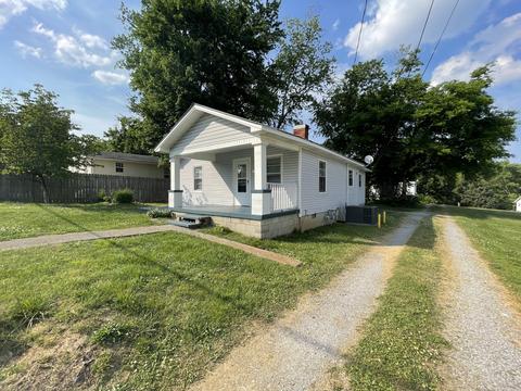 103 E Hunt St, Dickson, TN 37055 photo 1