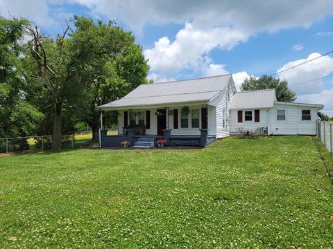 1965 C C C Rd, Dickson, TN 37055 photo 1