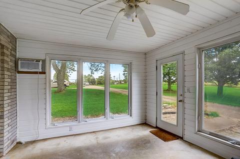 608 Pond Rd, Dickson, TN 37055 photo 4
