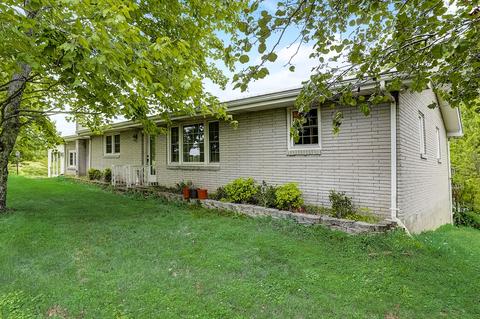 608 Pond Rd, Dickson, TN 37055 photo 2