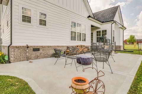 878 W Trimble Rd, Milton, TN 37118 photo 5