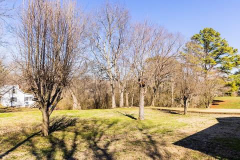 101 Arnold St, Centerville, TN 37033 photo 3