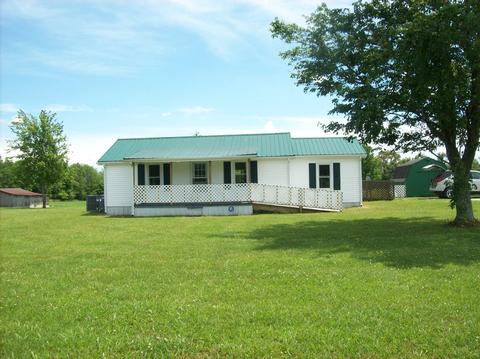 220 Pocahontas Rd, Morrison, TN 37357 photo 1