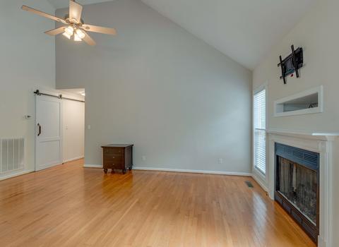 593 Murrell Rd, Dickson, TN 37055 photo 6