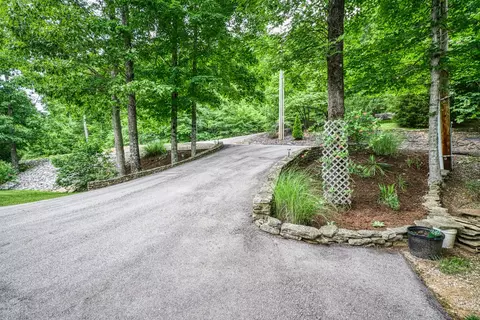 301 E Sunset Blvd E, Allons, TN 38541 photo 5