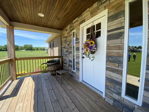 150 E Harris Rd, Bethpage, TN 37022 photo 4
