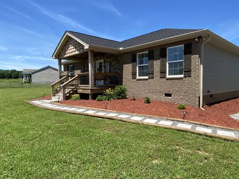 150 E Harris Rd, Bethpage, TN 37022 photo 2