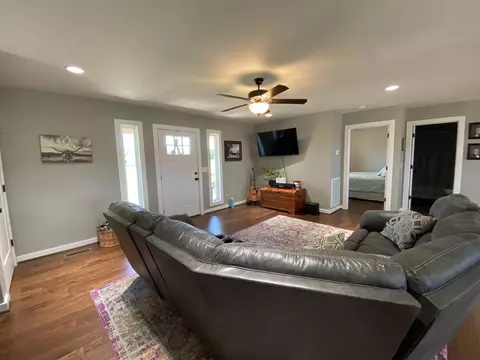150 E Harris Rd, Bethpage, TN 37022 photo 12