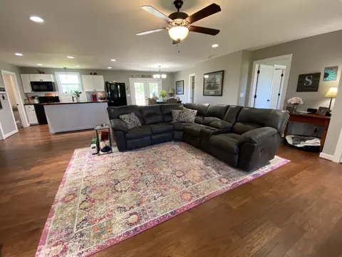 150 E Harris Rd, Bethpage, TN 37022 photo 11