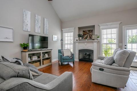 1715 Splash Pl, Murfreesboro, TN 37130 photo 8