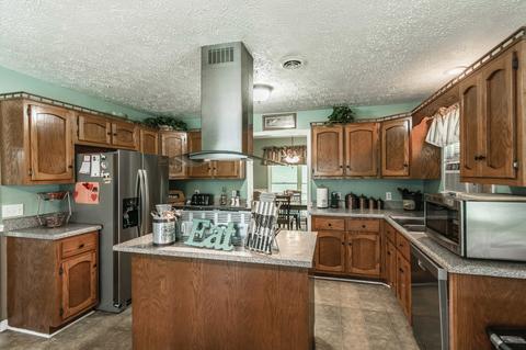 791 Rogues Fork Rd, Bethpage, TN 37022 photo 25