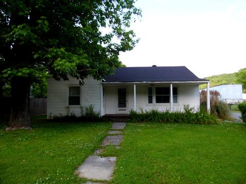 809 E Lake Ave E, Celina, TN 38551 photo 1