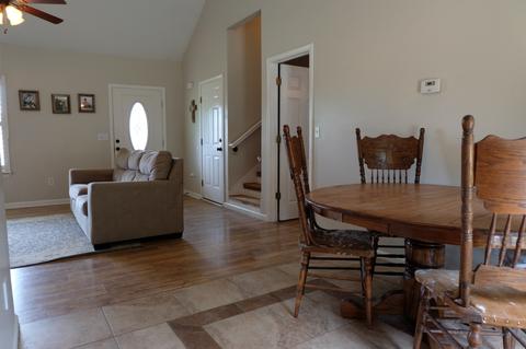 1022 Glendale Dr, Dickson, TN 37055 photo 5