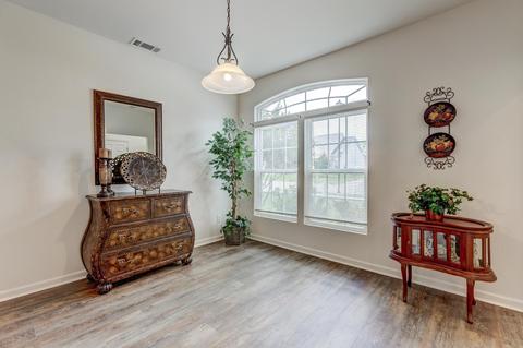 1049 Countess Ln, Spring Hill, TN 37174 photo 7