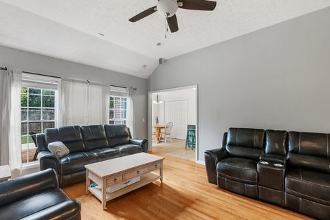 509 Berry Cir, Springfield, TN 37172 photo 7