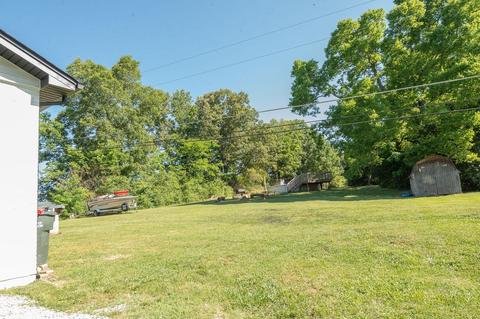 817 Blue Rd, Dickson, TN 37055 photo 4