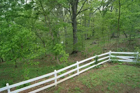 610 Joyce Ln, Springfield, TN 37172 photo 17