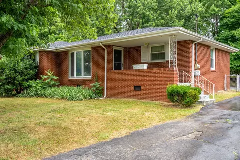 204 Weldon Dr, Hermitage, TN 37076 photo 1
