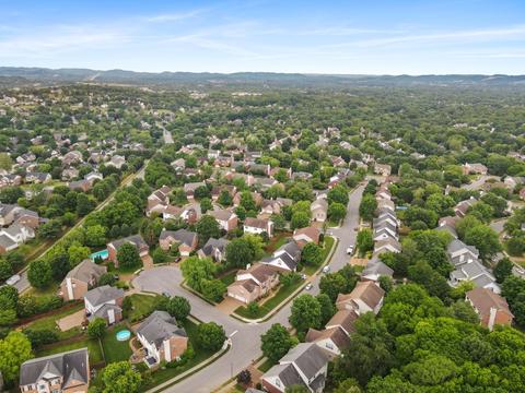 414 Logans Cir, Franklin, TN 37067 photo 3