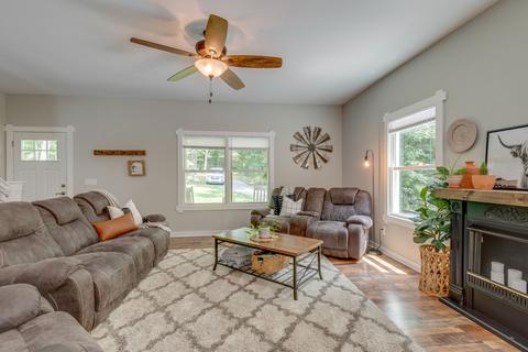 1083 Singleton Rd, Dickson, TN 37055 photo 5