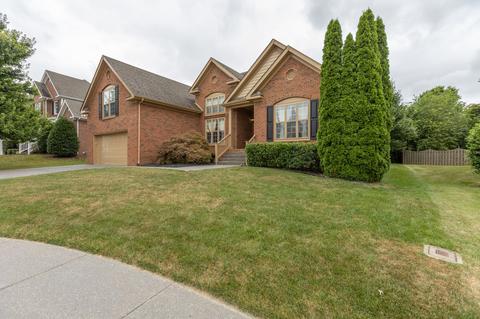 1006 Belcor Dr, Spring Hill, TN 37174 photo 2