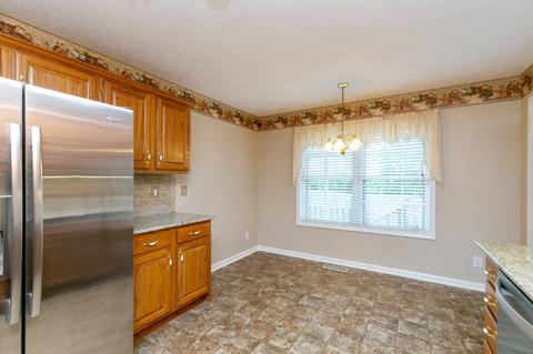 121 Foxrun, Springfield, TN 37172 photo 12