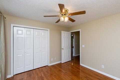 121 Foxrun, Springfield, TN 37172 photo 23