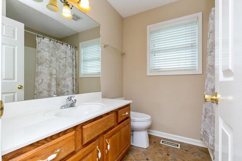 121 Foxrun, Springfield, TN 37172 photo 24