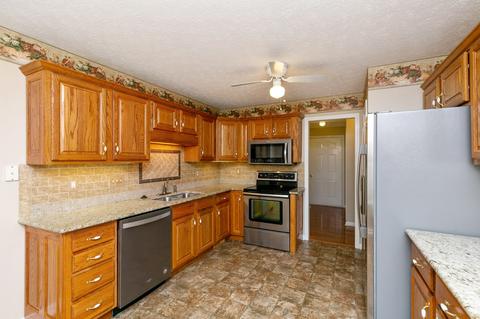 121 Foxrun, Springfield, TN 37172 photo 11