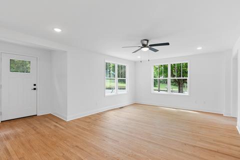 1816 Batts Blvd, Springfield, TN 37172 photo 2