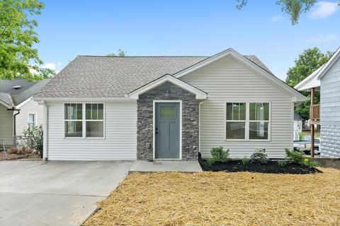1816 Batts Blvd, Springfield, TN 37172 photo 1