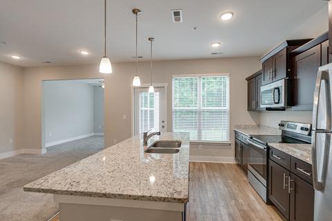 6033 Hillside Ln, Spring Hill, TN 37174 photo 9