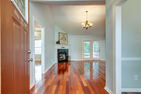 3322 Dibrell Ct, Murfreesboro, TN 37130 photo 3