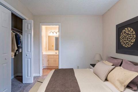 710 E Castle St, Murfreesboro, TN 37130 photo 3