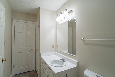710 E Castle St, Murfreesboro, TN 37130 photo 6
