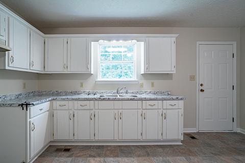710 E Castle St, Murfreesboro, TN 37130 photo 4