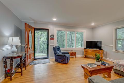 102 Robin Rd, Dickson, TN 37055 photo 4