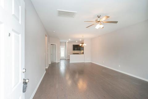 3935 Cannonsgate Ln, Murfreesboro, TN 37128 photo 4