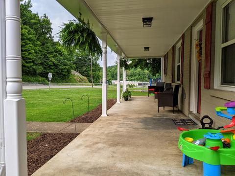 182 Linden Rd, Centerville, TN 37033 photo 2