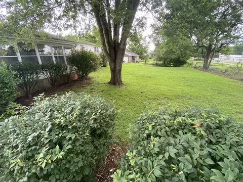 103 Lakeview Dr, Decherd, TN 37324 photo 26