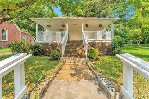 303 Willow St, Springfield, TN 37172 photo 2