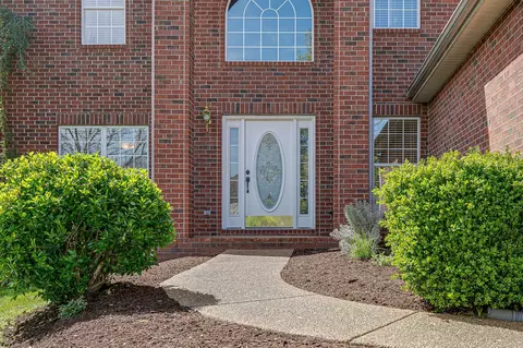 1706 Dryden Dr, Spring Hill, TN 37174 photo 2