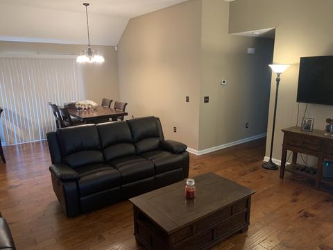 1007 Robert Elder Ct, Cedar Hill, TN 37032 photo 2