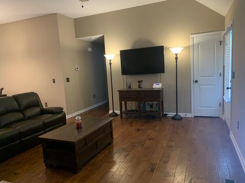 1007 Robert Elder Ct, Cedar Hill, TN 37032 photo 3
