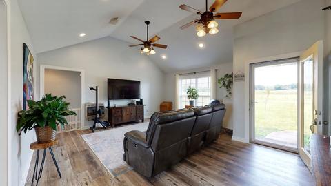 764 Farmer Rd, Eagleville, TN 37060 photo 3