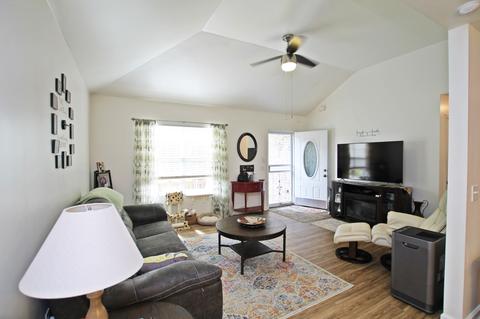 102 Mimosa Dr, Springfield, TN 37172 photo 4