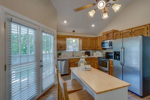 104 White Oak Dr, Dickson, TN 37055 photo 11
